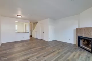 Photo #6: 6056078 Listing