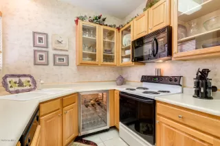 Photo #3: 6056130 Listing 