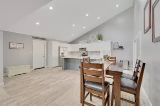 Photo #4: 6056146 Listing