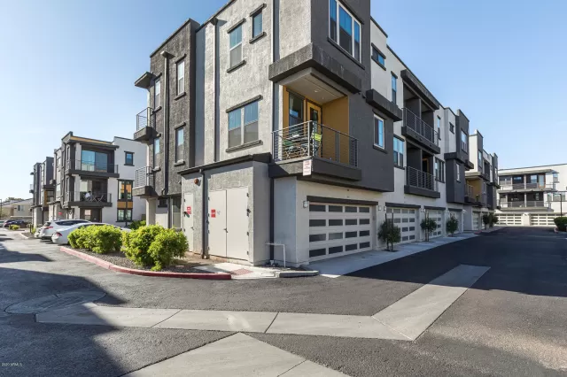 MLS: 6056152 Condo For Sale