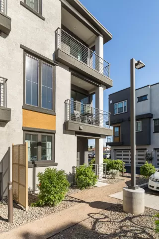 Photo #1: 6056152 Listing 