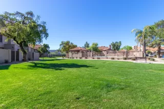 Photo #3: 6056341 Listing