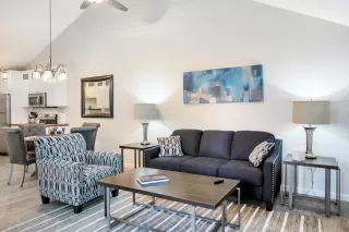 Photo #1: 6056384 Listing 