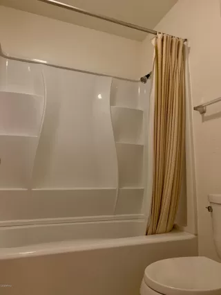 Photo #3: 6056481 Listing