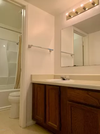 Photo #4: 6056481 Listing