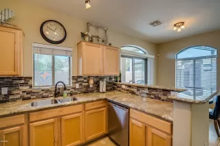 Photo #3: 6056485 Listing