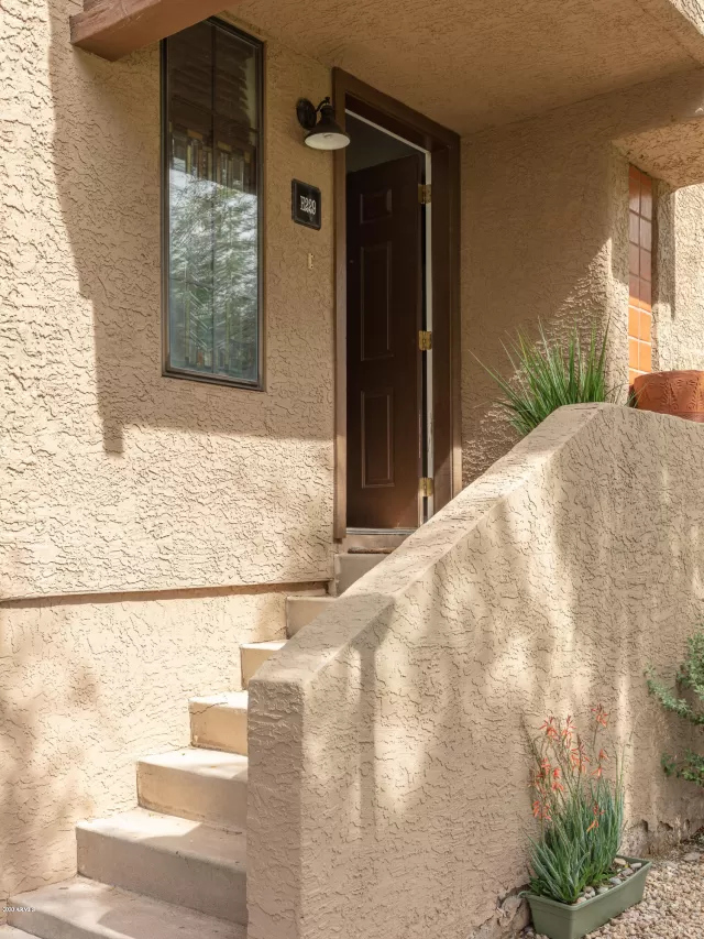 MLS: 6056502 Condo For Sale