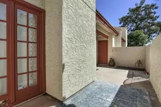 Photo #5: 6056535 Listing