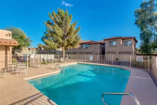 Photo #3: 6056617 Listing