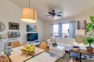 Photo #6: 6056819 Listing 