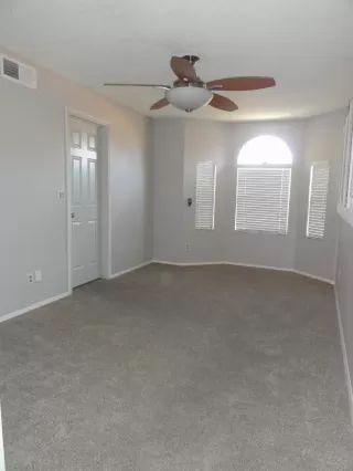 Photo #5: 6056924 Listing