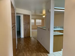 Photo #6: 6056948 Listing