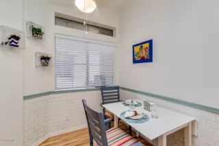 Photo #2: 6057021 Listing 