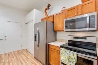 Photo #5: 6057021 Listing 