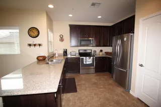 Photo #6: 6057052 Listing 