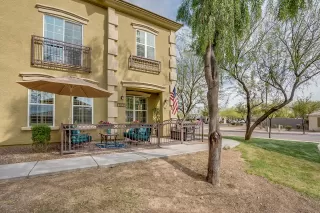 Photo #2: 6057054 Listing