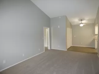 Photo #4: 6057082 Listing