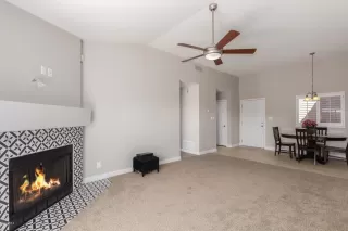 Photo #6: 6057094 Listing