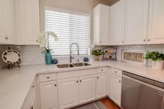 Photo #2: 6057158 Listing