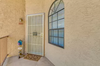 Photo #2: 6057238 Listing