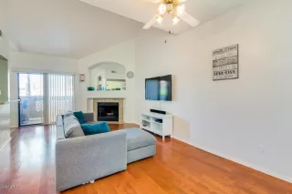 Photo #3: 6057238 Listing