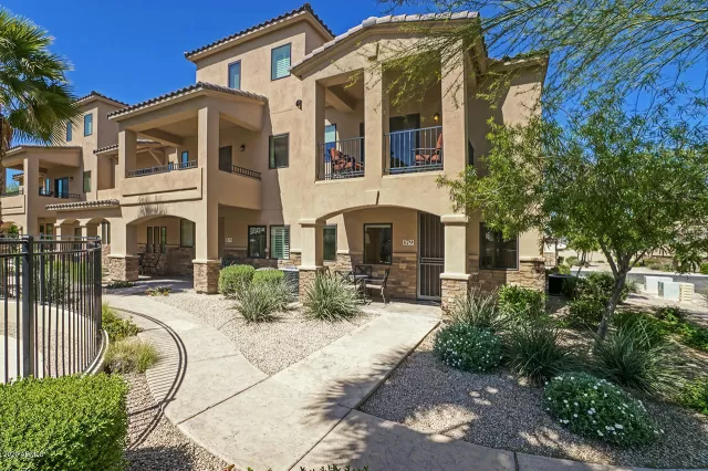 MLS: 6057250 Condo For Sale