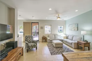 Photo #2: 6057250 Listing