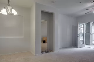 Photo #6: 6057330 Listing