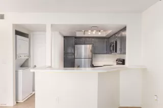 Photo #3: 6057349 Listing 