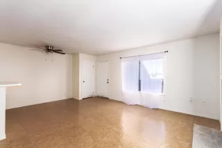 Photo #6: 6057349 Listing 