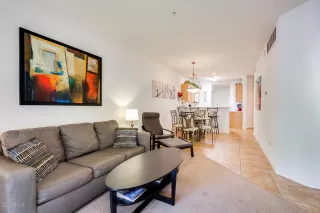 Photo #6: 6057550 Listing 