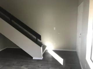 Photo #3: 6057755 Listing