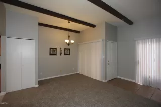 Photo #4: 6057933 Listing 