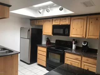 Photo #5: 6057933 Listing 