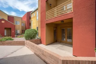 Photo #3: 6057949 Listing