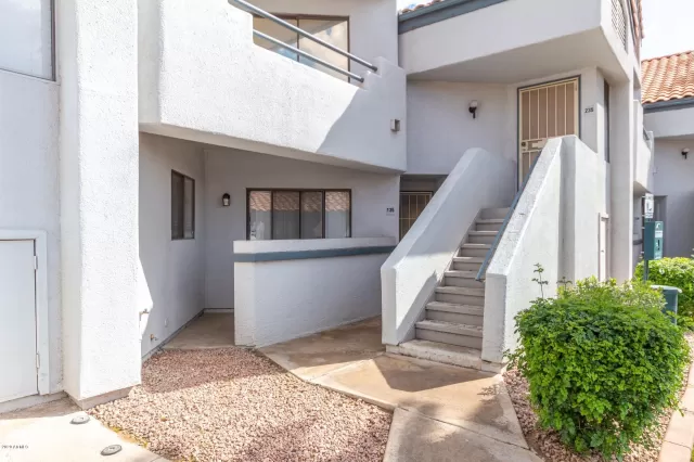 MLS: 6058022 Condo For Sale