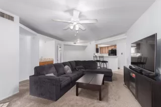 Photo #2: 6058022 Listing 