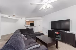 Photo #3: 6058022 Listing 