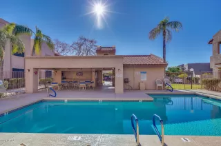 Photo #2: 6058182 Listing