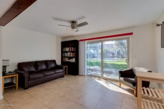 Photo #4: 6058217 Listing