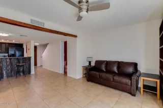 Photo #5: 6058217 Listing