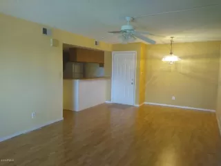 Photo #4: 6058477 Listing 