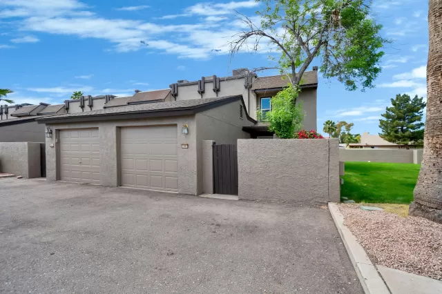 MLS: 6058556 Condo For Sale