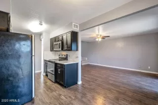 Photo #5: 6058556 Listing