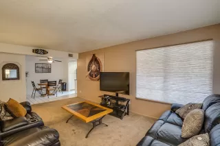 Photo #4: 6058938 Listing