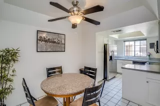 Photo #6: 6058938 Listing