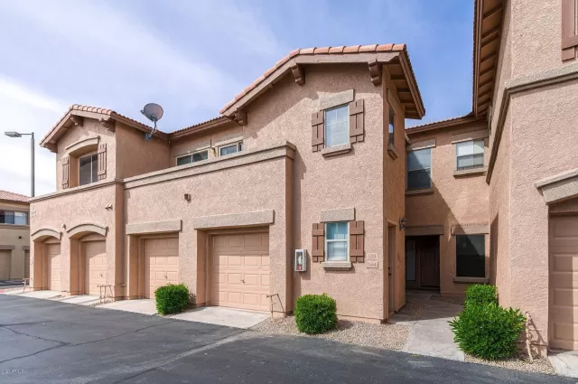 MLS: 6059033 Condo For Sale