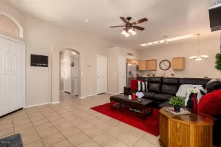 Photo #3: 6059091 Listing