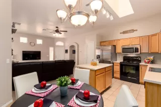 Photo #5: 6059091 Listing