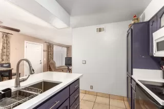 Photo #4: 6059134 Listing 